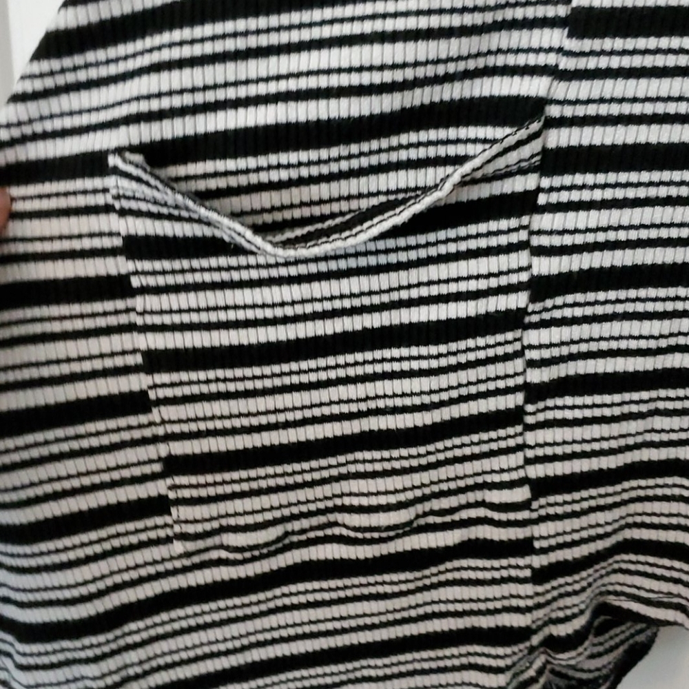 Blouse - Picture 2 of 2